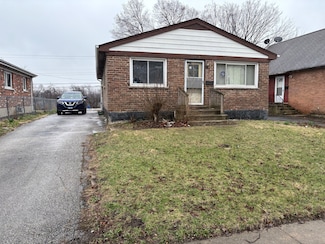 16919 Glen Oaks Dr, Country Club Hills, IL 60478