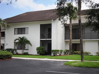 3500 Twin Lakes Terrace Unit 202, Fort Pierce, FL 34951