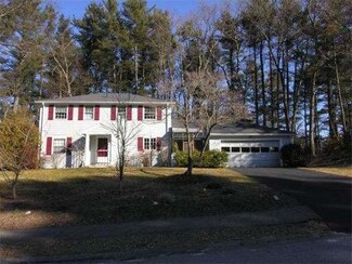 89 Brook Trail Rd, Concord, MA 01742