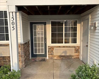 1505 Silverstone Dr Unit 153, Carpentersville, IL 60110