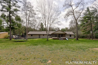 4334 Brunswick Rd, Holton, MI 49425