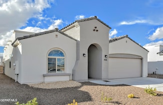 705 Paseo de La Reina St, Horizon City, TX 79928