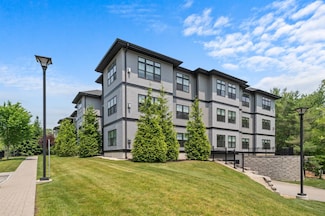 2075 Lafayette Rd Unit 27, Portsmouth, NH 03801