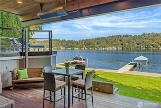 2624 W Lake Sammamish Pkwy NE, Redmond, WA 98052