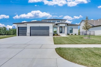 5814 W Kollmeyer St, Wichita, KS 67205