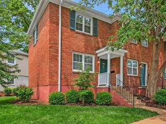 9145 N Swan Cir, Saint Louis, MO 63144