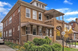 14900 Petoskey Ave, Detroit, MI 48238