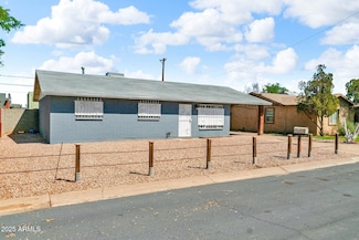 2124 E Mobile Ln, Phoenix, AZ 85040