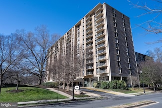 4600 S Four Mile Run Dr Unit 1122, Arlington, VA 22204