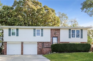 5221 N Wyandotte St, Kansas City, MO 64118