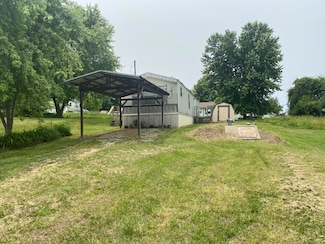 309 S Chestnut St, Stockton, MO 65785
