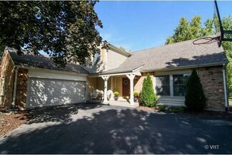 1355 Brighton Dr, Wheaton, IL 60189