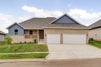 811 E Tarpon Rd, Nixa, MO 65714