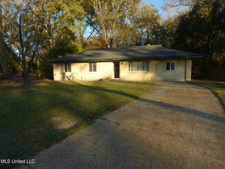 113 Mimosa Dr, Natchez, MS 39120