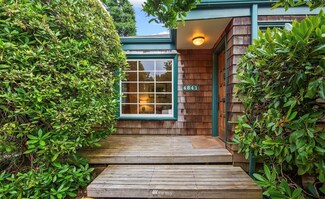 4841 NE 43rd St, Seattle, WA 98105