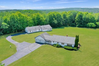 716 Hodsdon Rd, Pownal, ME 04069