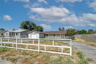 26307 Girard St, Hemet, CA 92544