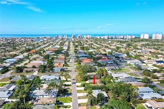 711 108th Ave N, Naples, FL 34108