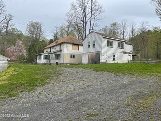 5916 Amsterdam Rd, Schenectady, NY 12302