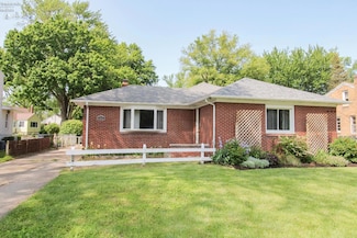 1325 E Perkins Ave, Sandusky, OH 44870