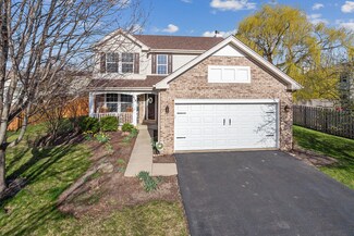 410 Raintree Dr, Oswego, IL 60543
