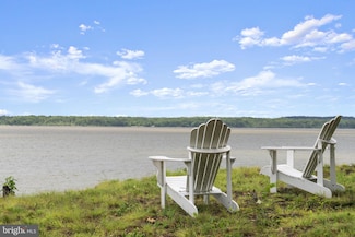 11295 Cresswell Landing, Lorton, VA 22079