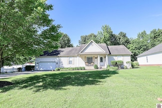 110 Dove Ln, Paducah, KY 42001