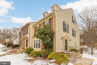 7676 Northern Oaks Ct, Springfield, VA 22153