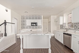 8415 S 47th Ln, Laveen, AZ 85339