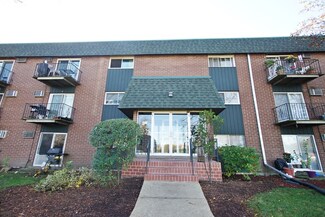 1557 W Irving Park Rd Unit 110D, Itasca, IL 60143