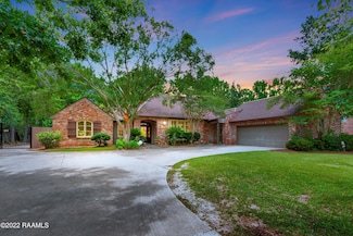 403 Phoenix Dr, Lafayette, LA 70503