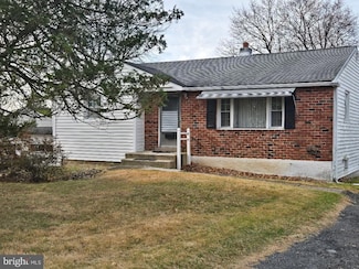 258 Garden Ave, Horsham, PA 19044