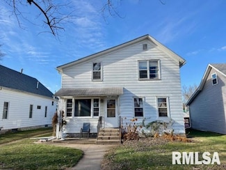 2918 Pershing Blvd, Clinton, IA 52732