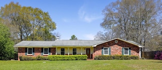2102 Centenial Dr, Dothan, AL 36303