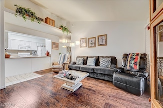 2725 S Nellis Blvd Unit 2108, Las Vegas, NV 89121