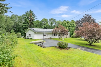 172 Harrisville Rd, Woodstock, CT 06281