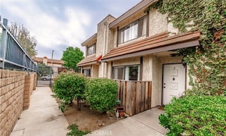 9525 Sylmar Ave Unit 2, Panorama City, CA 91402
