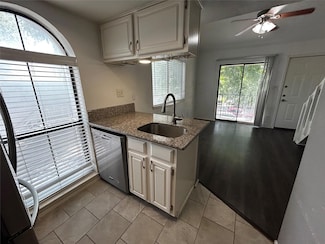 708 Graham Place Unit 208, Austin, TX 78705