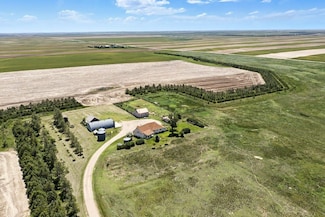 4633 Road 1 W, Bushnell, NE 69128