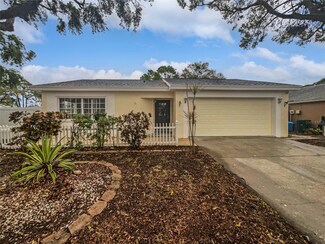 12531 70th St, Largo, FL 33773
