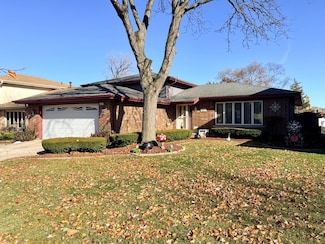 15813 Jon Rd, Oak Forest, IL 60452