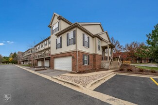 1453 S Fairfield Ave, Lombard, IL 60148