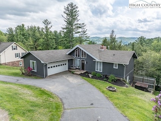 712 Blairmont Dr, Boone, NC 28607