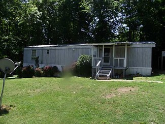 110 Ts Stribling Ln, Clifton, TN 38425