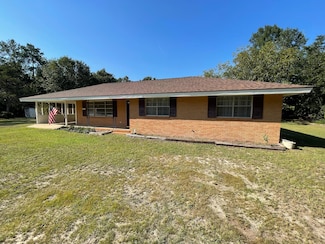 220 Strickland St, Reidsville, GA 30453