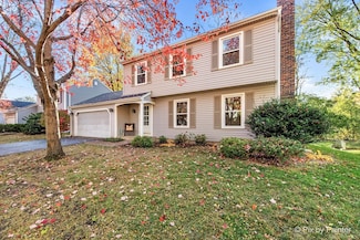 822 Liberty Ave, Saint Charles, IL 60174