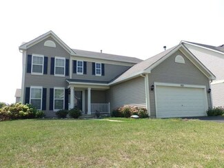 2621 Cameron Dr, Hampshire, IL 60140