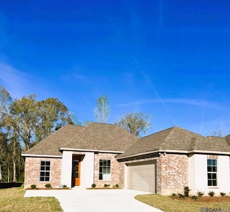 18725 Seabiscuit Ln, Zachary, LA 70791