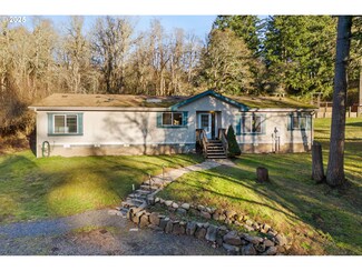 10121 S Comer Creek Dr, Molalla, OR 97038