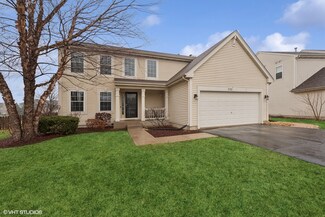 772 Woodfern Dr, Pingree Grove, IL 60140